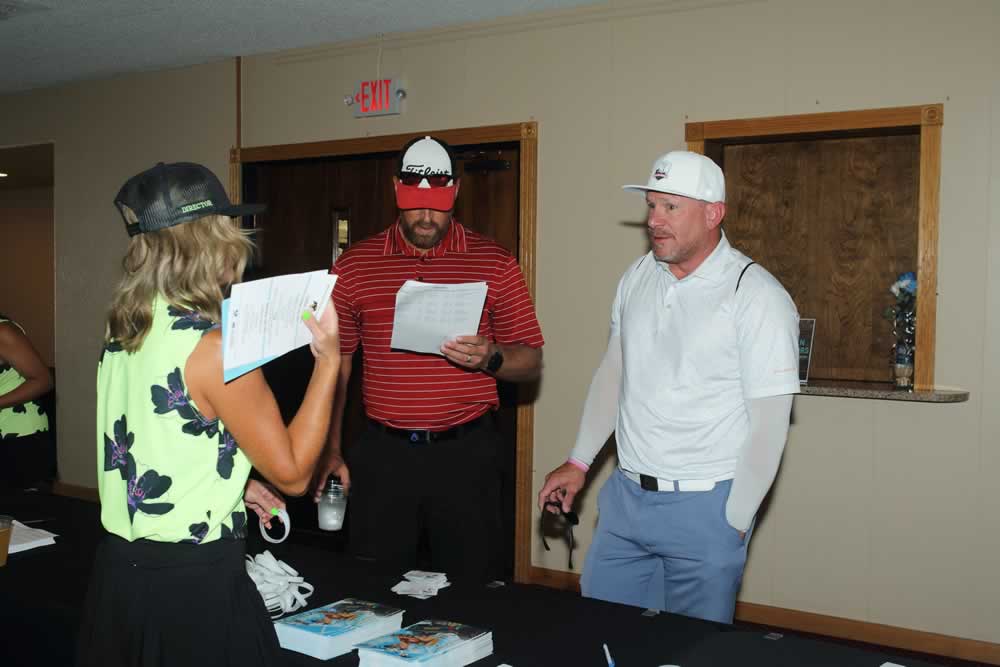 Thurs-MorningD77C4953Wit