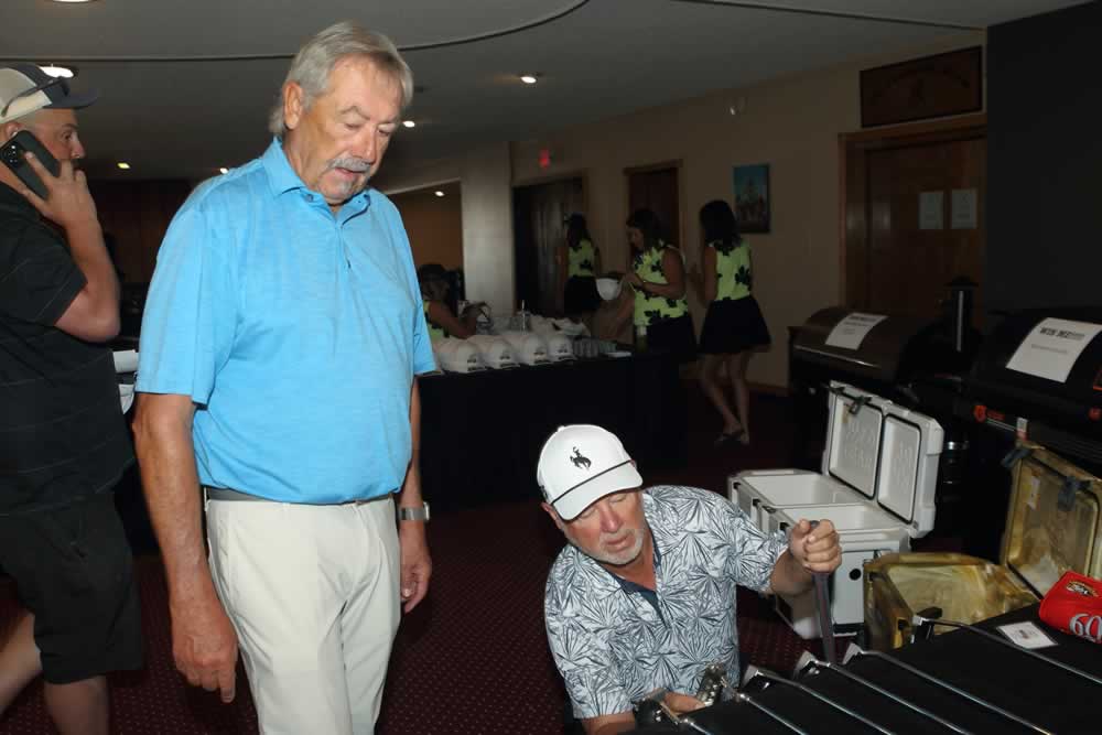 Thurs-MorningD77C4968Wit