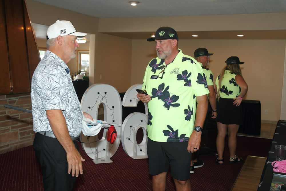 Thurs-MorningD77C4974Wit