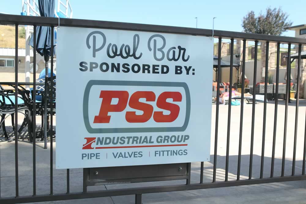 Thurs-MorningD77C4994Wit