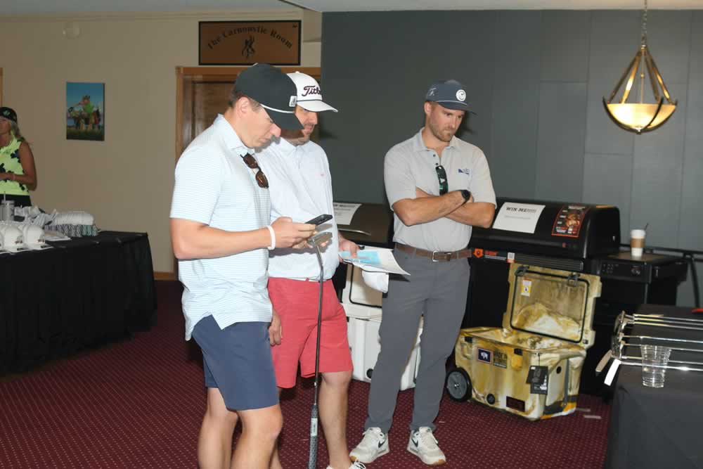 Thurs-MorningD77C5003Wit