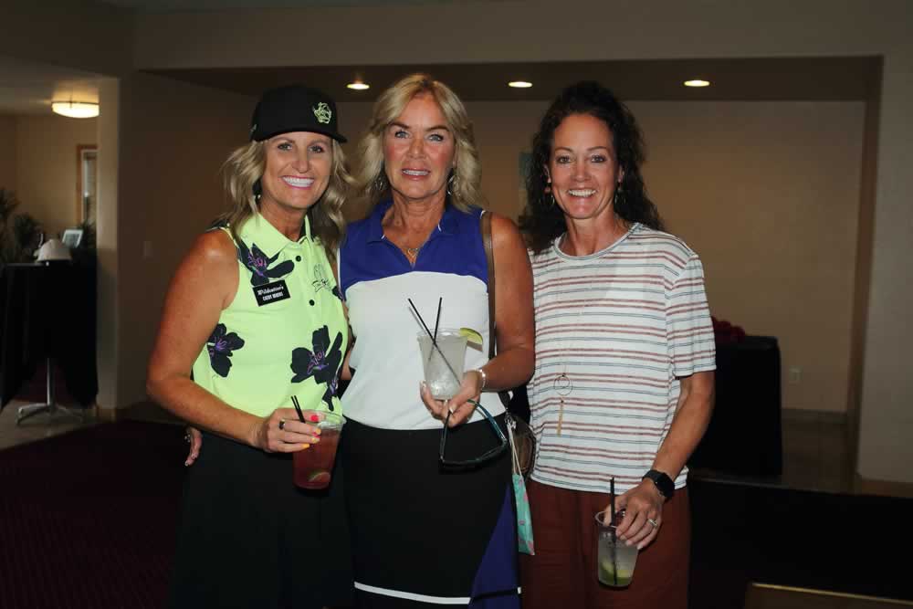 Thurs-PartyD77C5010Wit