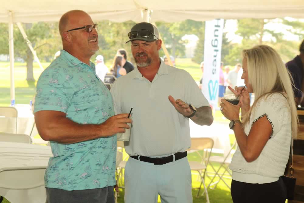 Thurs-PartyD77C5036Wit