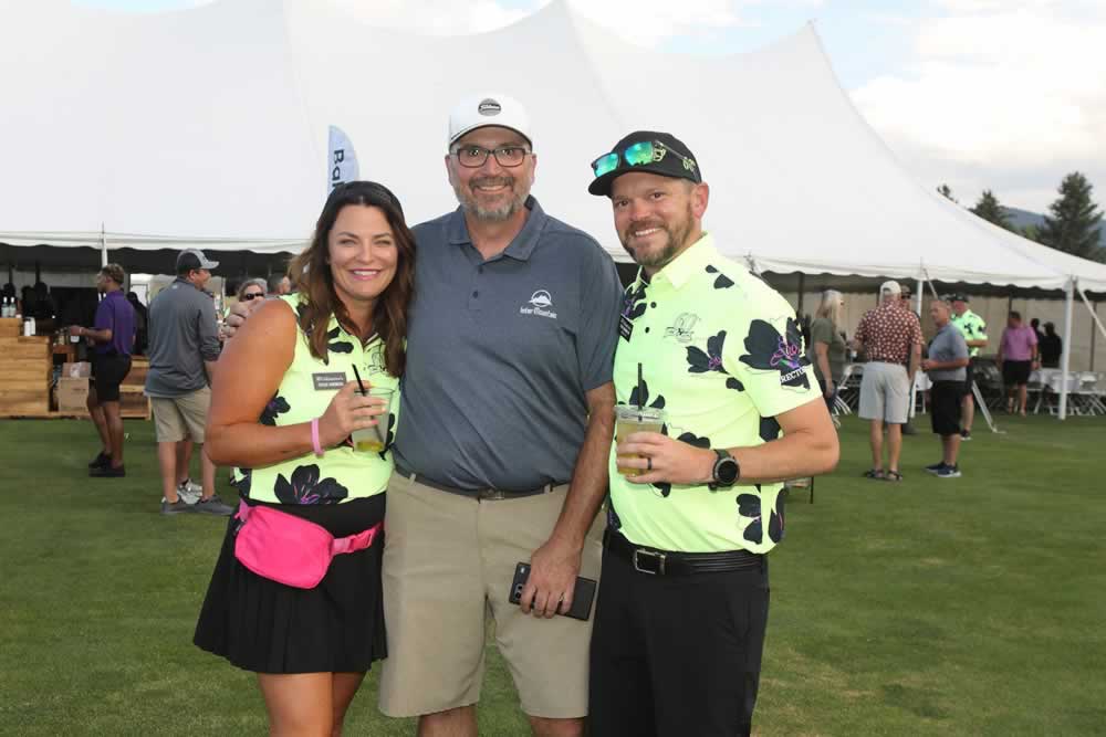 Thurs-PartyD77C5045Wit