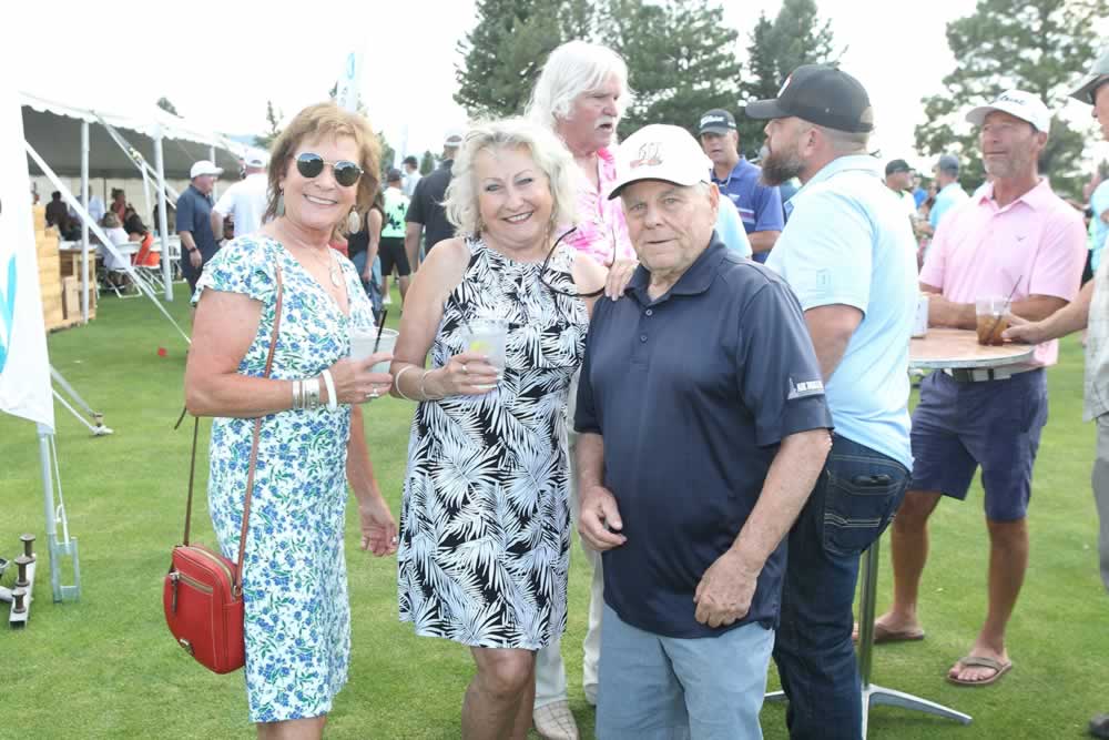 Thurs-PartyD77C5056Wit