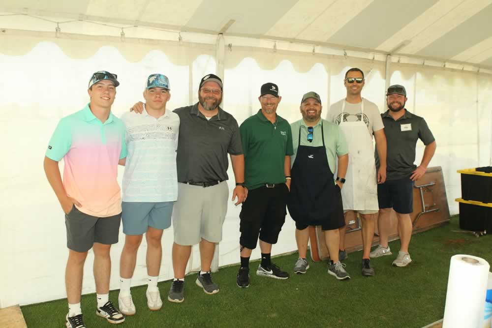 Thurs-PartyD77C5058Wit