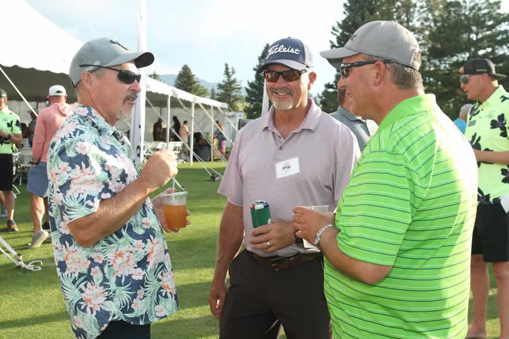 Thurs-PartyD77C5062Wit