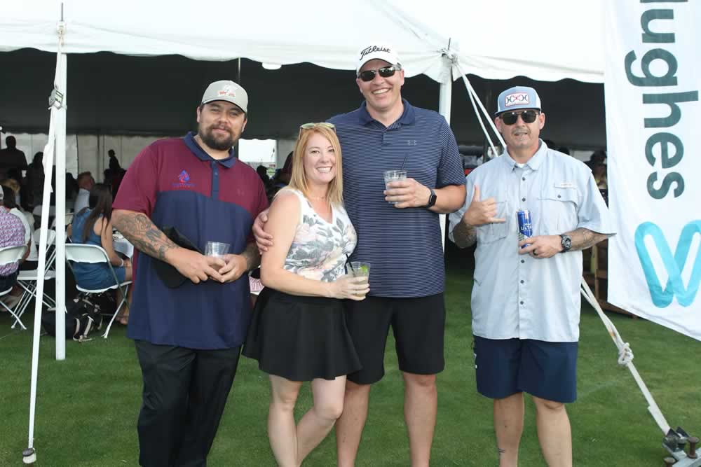 Thurs-PartyD77C5068Wit